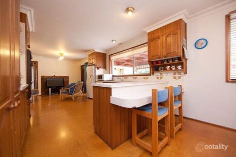 Property photo of 39 Handcock Crescent Macgregor ACT 2615