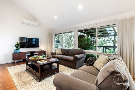 Property photo of 27 Snowball Road Eltham North VIC 3095