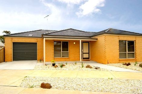 25 Burnside Rd, Bannockburn, VIC 3331