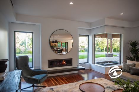 Property photo of 27 Beaumont Road Berwick VIC 3806