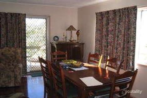 Property photo of 18 Burril Crescent Ferny Hills QLD 4055