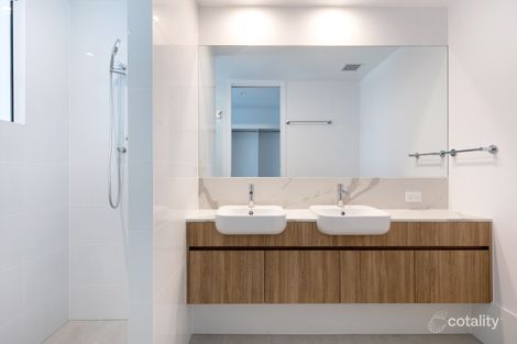 Property photo of 513/8 Sedgeland Drive Noosa Heads QLD 4567