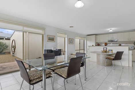 Property photo of 19 Doyle Crescent Seymour VIC 3660