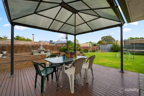 Property photo of 10 Maneroo Court Wodonga VIC 3690