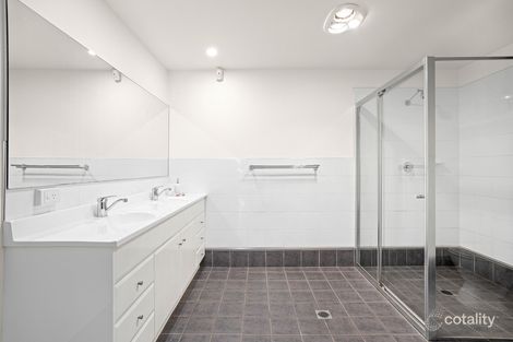 Property photo of 56 Beverley Avenue Unanderra NSW 2526