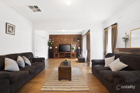 Property photo of 4 Hinkler Avenue Macleod VIC 3085