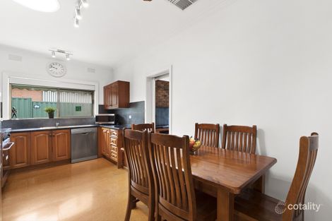 Property photo of 4 Hinkler Avenue Macleod VIC 3085