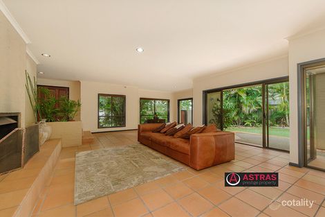 Property photo of 21 Camberwell Circuit Robina QLD 4226