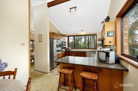 Property photo of 35 Walsh Close Illawong NSW 2234