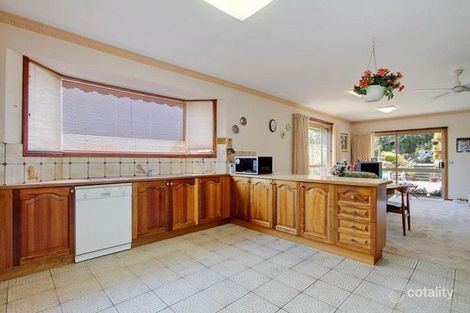 Property photo of 57 St Andrews Drive Chirnside Park VIC 3116