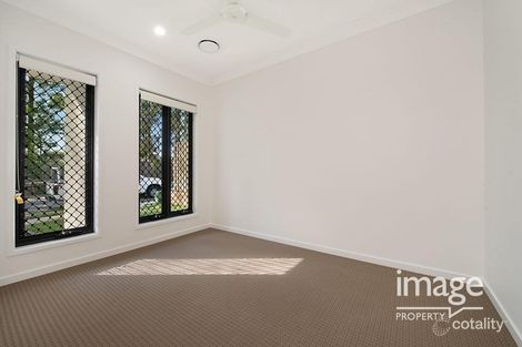 Property photo of 11 Tasman Crescent Logan Reserve QLD 4133
