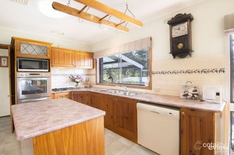 Property photo of 2 Dorothy Street Healesville VIC 3777