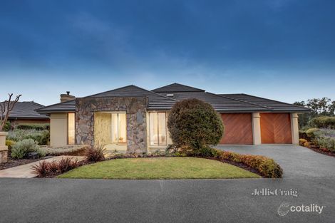 10 Carnoustie Lane, Chirnside Park, VIC 3116