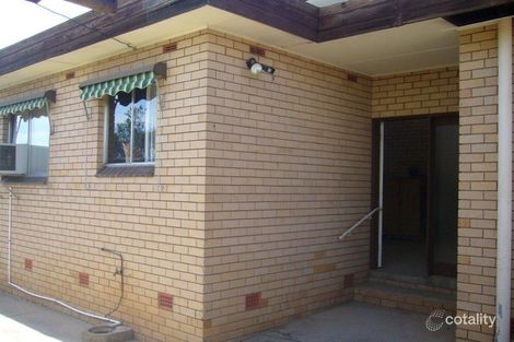 Property photo of 3/5 Charleville Road Turvey Park NSW 2650