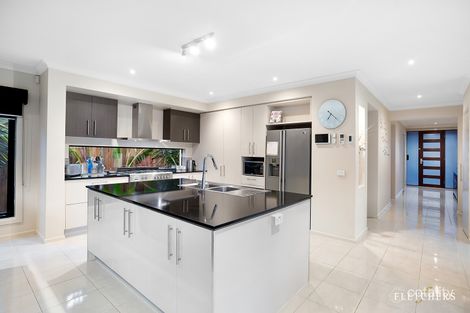 Property photo of 10 Orient Drive Doreen VIC 3754