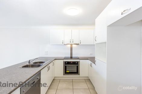 1/8 Farrer St, Cranley, QLD 4350