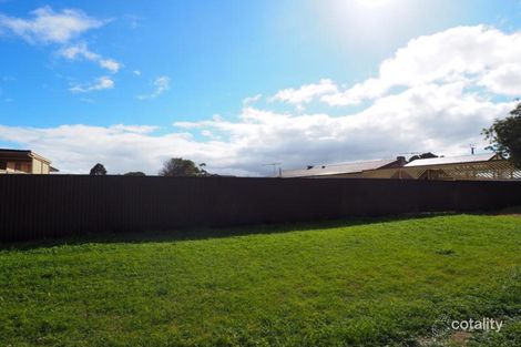 Property photo of 2 Margaret Street Murray Bridge SA 5253