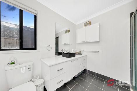 Property photo of 21 Solar Way Mickleham VIC 3064