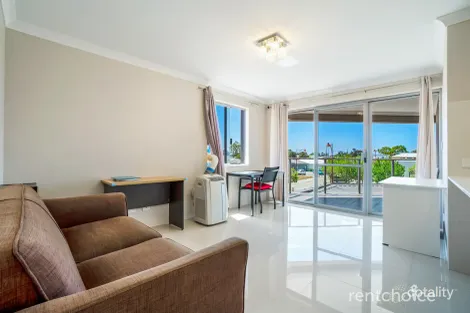 1/154 Canna Dr, Canning Vale, WA 6155