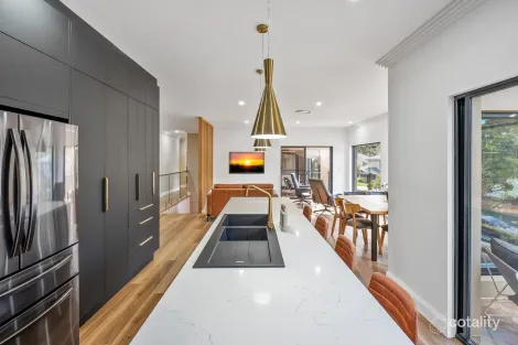 Property photo of 9 Aviemore Place Figtree NSW 2525