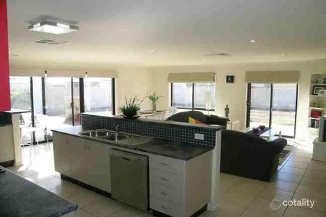 Property photo of 10 Verbena Terrace Epsom VIC 3551