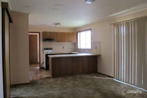 Property photo of 2/12 Gayview Drive West Wodonga VIC 3690