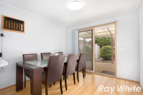 Property photo of 10 Gullquist Way Pakenham VIC 3810