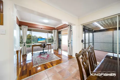 Property photo of 25 Gardendale Crescent Burleigh Waters QLD 4220