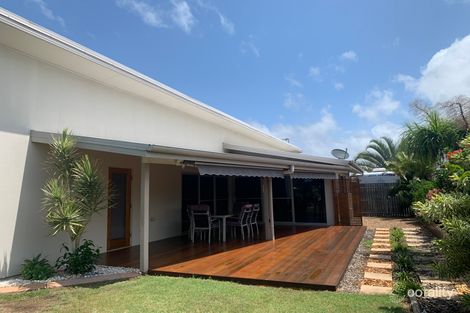 Property photo of 1 Lady Penrhyn Drive Eli Waters QLD 4655