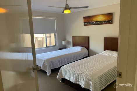 Property photo of 1 Lady Penrhyn Drive Eli Waters QLD 4655