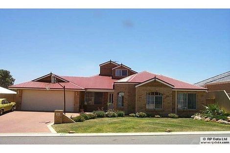 30 St Fillans Bend, Wanneroo, WA 6065