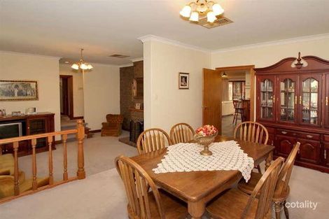 Property photo of 3 Forest Drive Happy Valley SA 5159