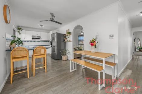 Property photo of 53 Lee-Ann Crescent Cessnock NSW 2325