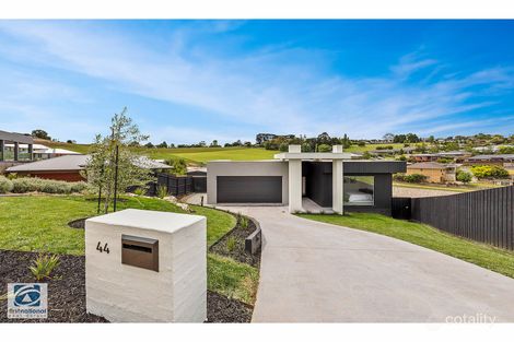 Property photo of 44 Myrtle Crescent Warragul VIC 3820