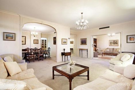 Property photo of 11/512 Toorak Road Toorak VIC 3142