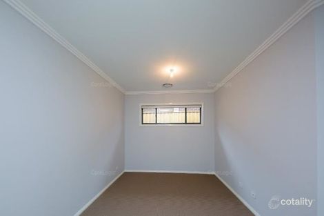 Property photo of 4 Kinghorne Street Gledswood Hills NSW 2557