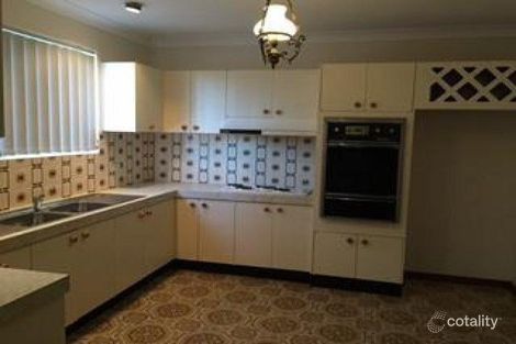Property photo of 16 Power Street Prairiewood NSW 2176
