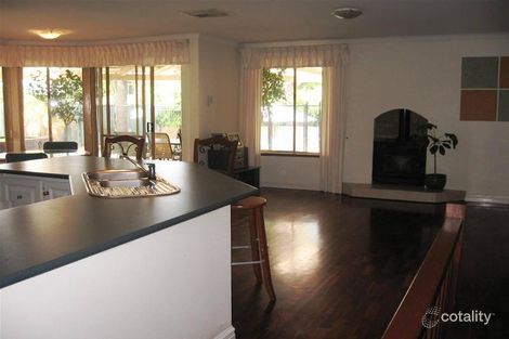 Property photo of 9 Westall Terrace Leeming WA 6149