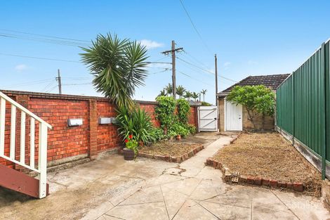 Property photo of 2/2 Princes Highway Sylvania NSW 2224
