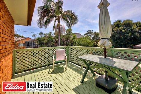 Property photo of 2 Emanuel Crescent South West Rocks NSW 2431