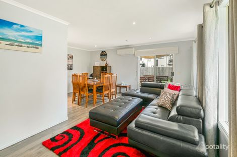 Property photo of 10 Moore Street Silverleaves VIC 3922
