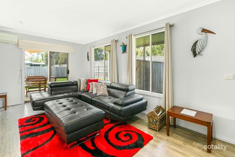 Property photo of 10 Moore Street Silverleaves VIC 3922