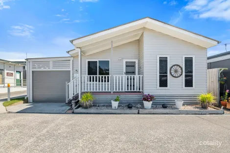 Property photo of 1/2-40 Koplick Road Chambers Flat QLD 4133