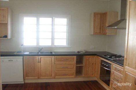 66 Erica St, Cannon Hill, QLD 4170