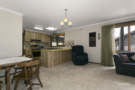Property photo of 28 Quarbing Street Werribee VIC 3030