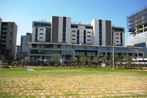 210/1 Encounter Way, Docklands, VIC 3008