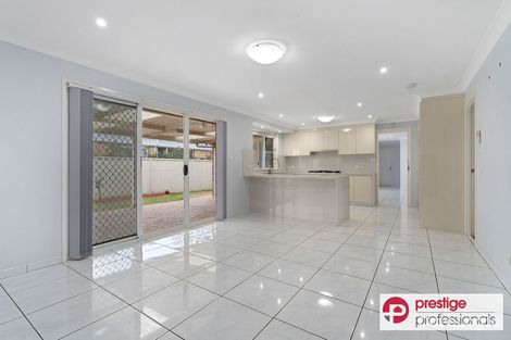 Property photo of 4 Chelsea Garden Court Wattle Grove NSW 2173