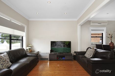 Property photo of 29 Junee Crescent Kingsgrove NSW 2208