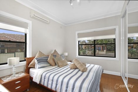 Property photo of 29 Junee Crescent Kingsgrove NSW 2208