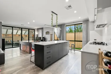 Property photo of 2 The Pinnacle Willetton WA 6155